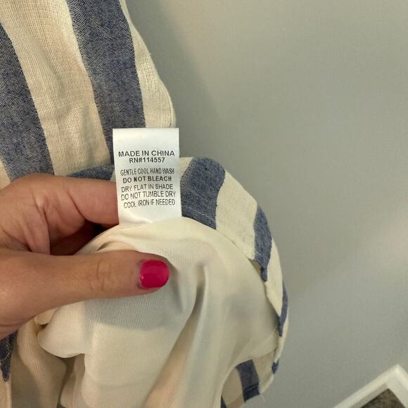 THML size small sleeveless sundress with multi color embroider detail - Picture 3 of 6